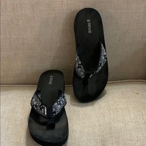 Teva Wedge flip flop women's 9